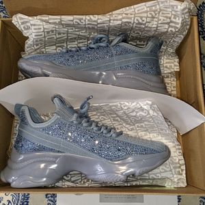 Steve Madden, Knit Sneaker, Size 7.5, Baby Blue